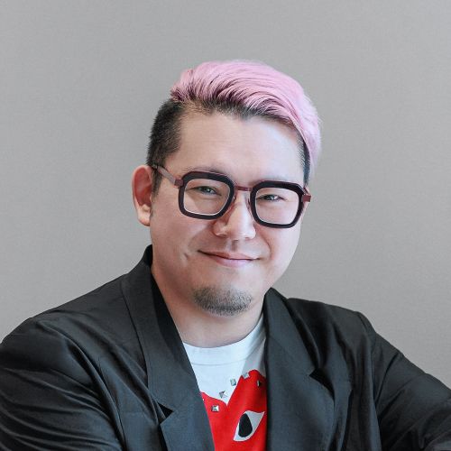 岡﨑路易氏近影